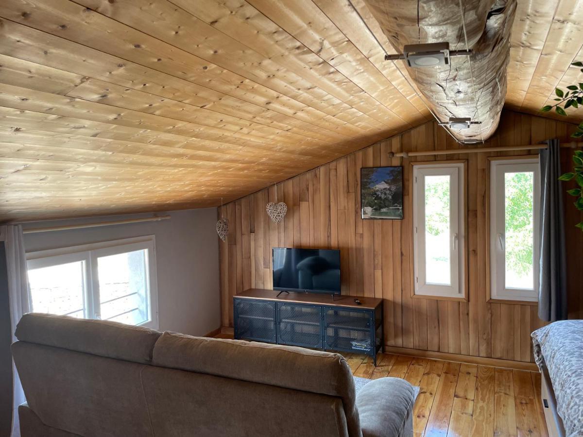 Sublime Studio De Caractere ,50 M2 Climatise . Montlaur-en-Diois ภายนอก รูปภาพ